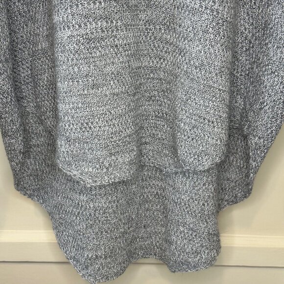 SALE 2/15 Don’t Ask Why Light Weight High/Low Knit Sweater Light Grey, One Size. - Picture 3 of 10